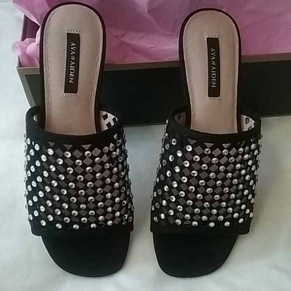 🎉Sale🎊 Ava & Aiden Crystal Sandals - Picture 3 of 15